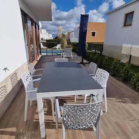 Lou-one Villa *